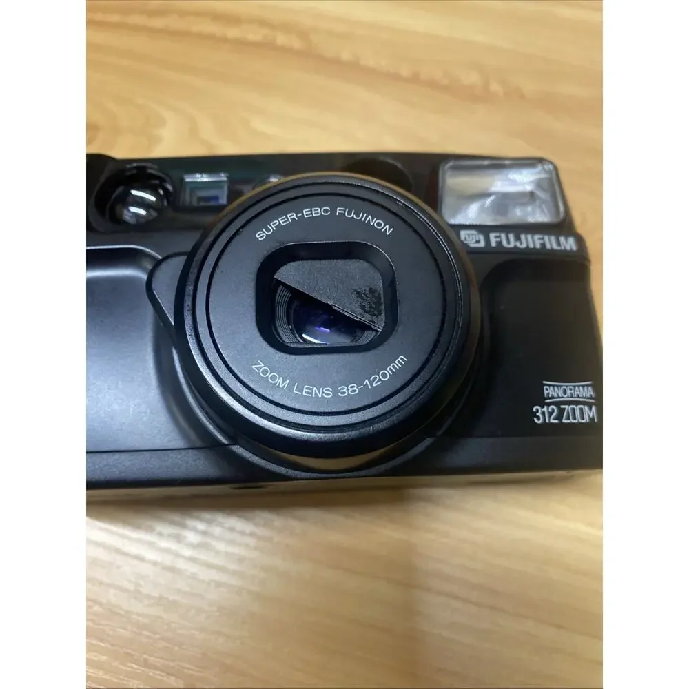 FUJIFILM Discovery 312 Zoom Date 35mm Point & Shoot Film Camera PARTS READ DISC